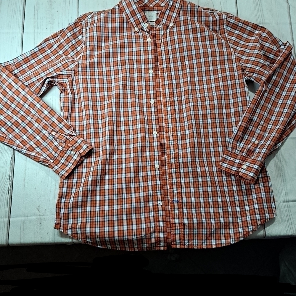 3 FOR 12 SALE Gap Lived in Wash Button Down Long Sleeve Size L